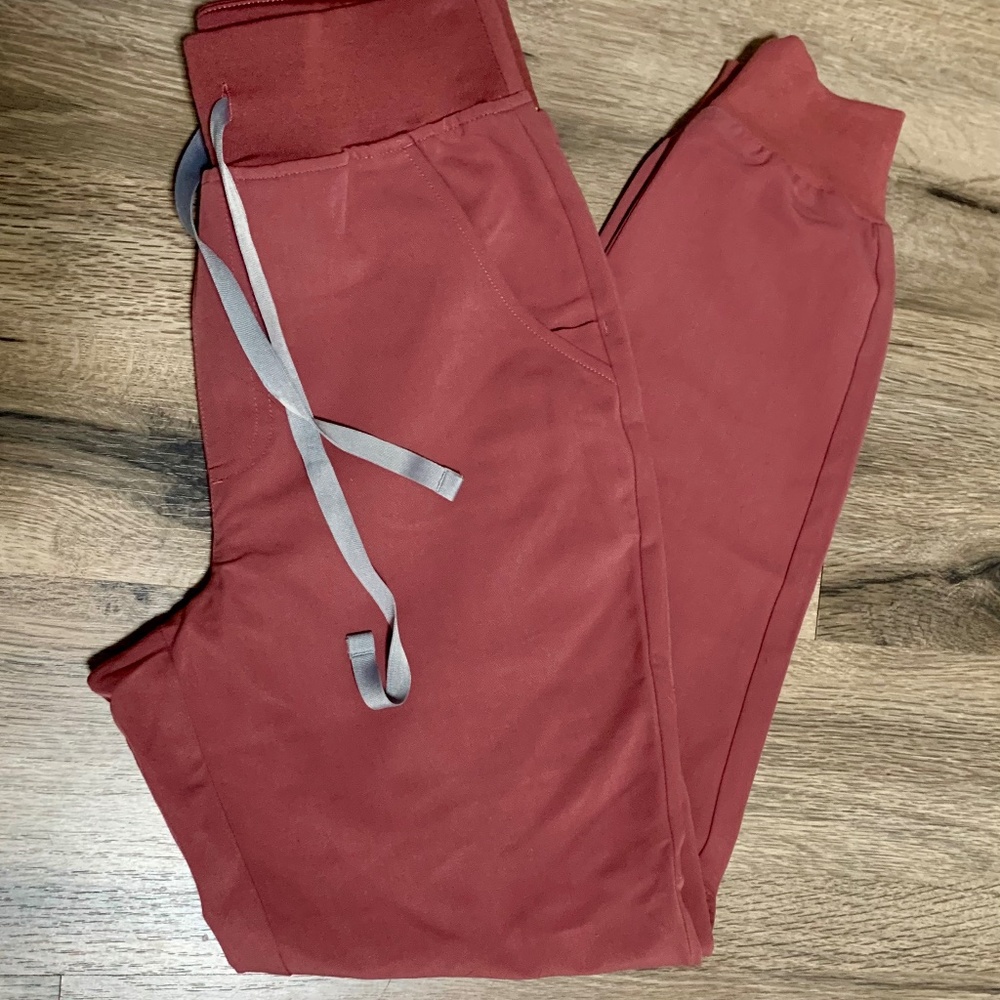 Figs Scrubs - High Waisted XS Mauve **NWOT
